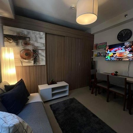 Shore 2 Residences High Speed Internet Walking Distance To Moa And Ikea Manila Exterior foto