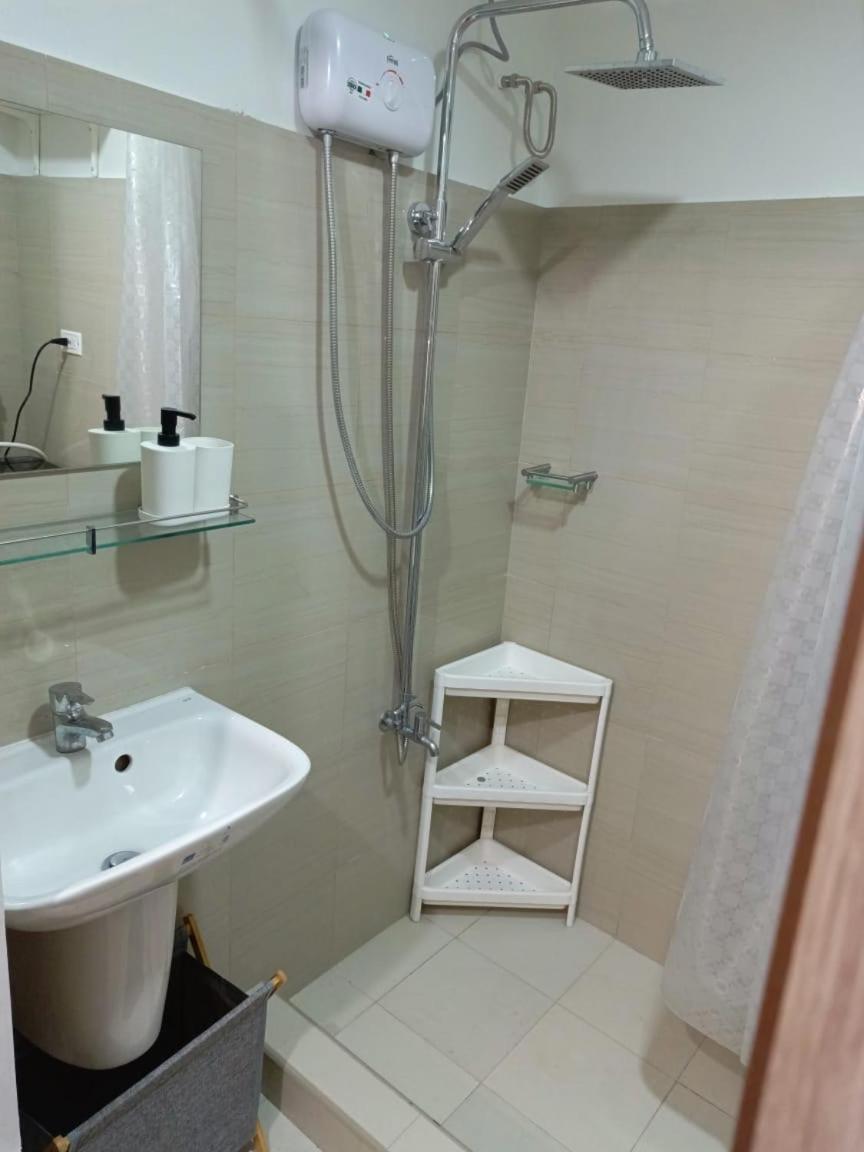 Shore 2 Residences High Speed Internet Walking Distance To Moa And Ikea Manila Exterior foto