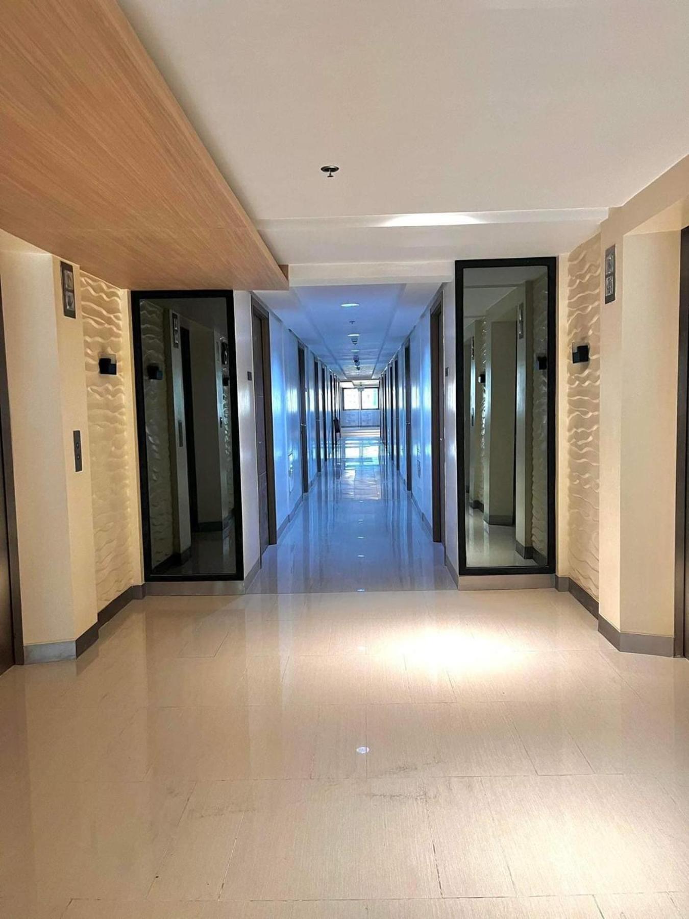 Shore 2 Residences High Speed Internet Walking Distance To Moa And Ikea Manila Exterior foto